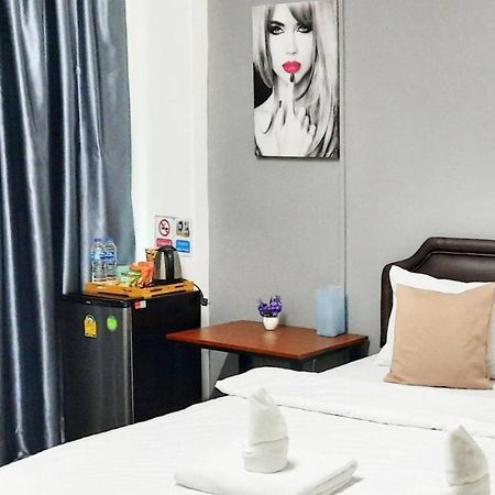 Ada Apartment - อาดา อพาร์ทเมนท์ Bangkok Zewnętrze zdjęcie