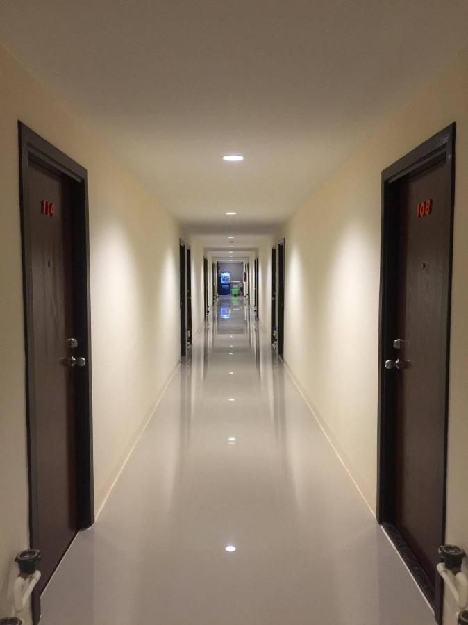Ada Apartment - อาดา อพาร์ทเมนท์ Bangkok Zewnętrze zdjęcie